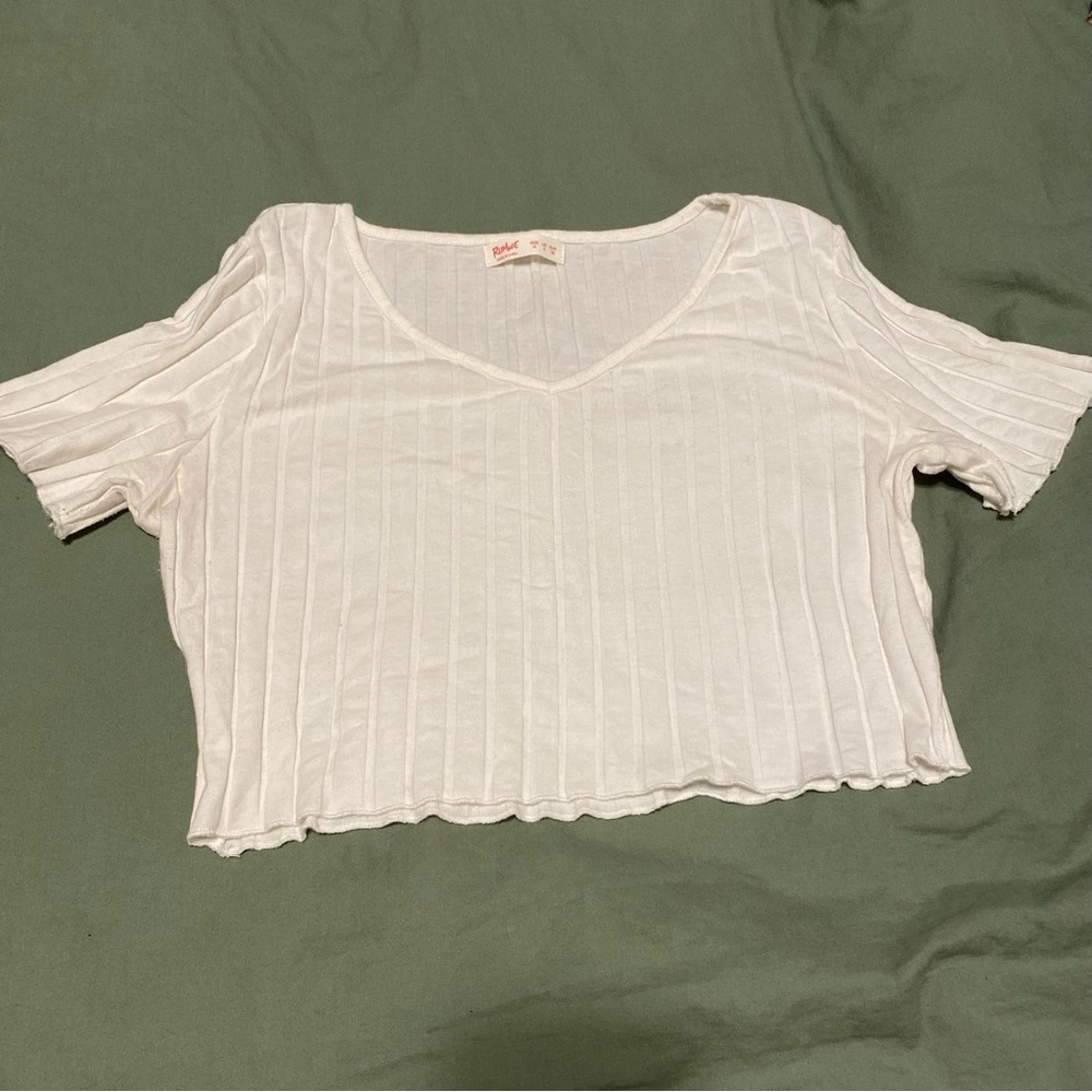 Crop top bundle - Picture 13 of 15
